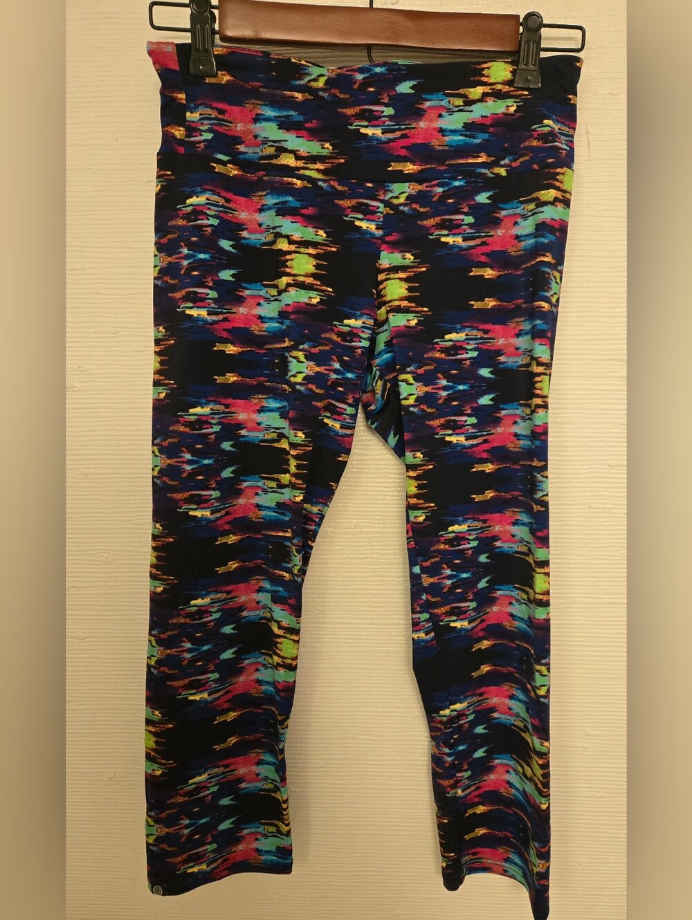 Onzie Multicolor Crop Leggings - S/M